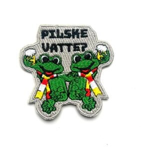 Pilkse Vatten Oeteldonk embleem van 7 x 6,2 cm op carnavalsjas