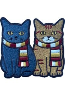 Twee katten Oeteldonk embleem van 8 x 6 cm op carnavalsjas